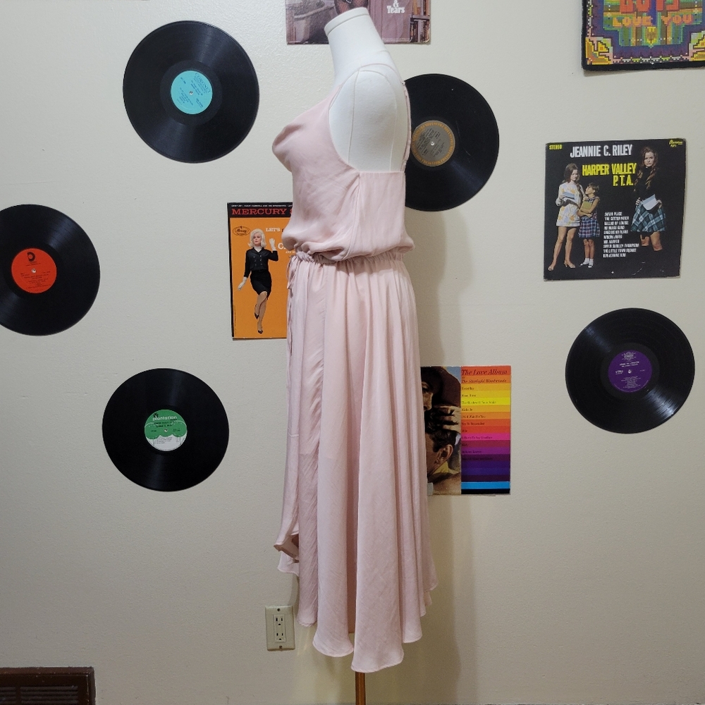 Hello Molly | Bayshore Midi Dress - Picture 4 of 11